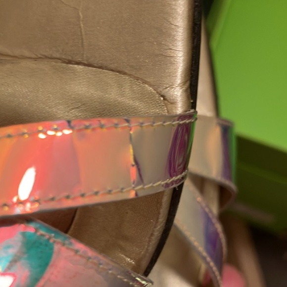 Stuart Weitzman iridescent/holographic leather ankle strap 4" heel size 8.5 - Picture 13 of 13